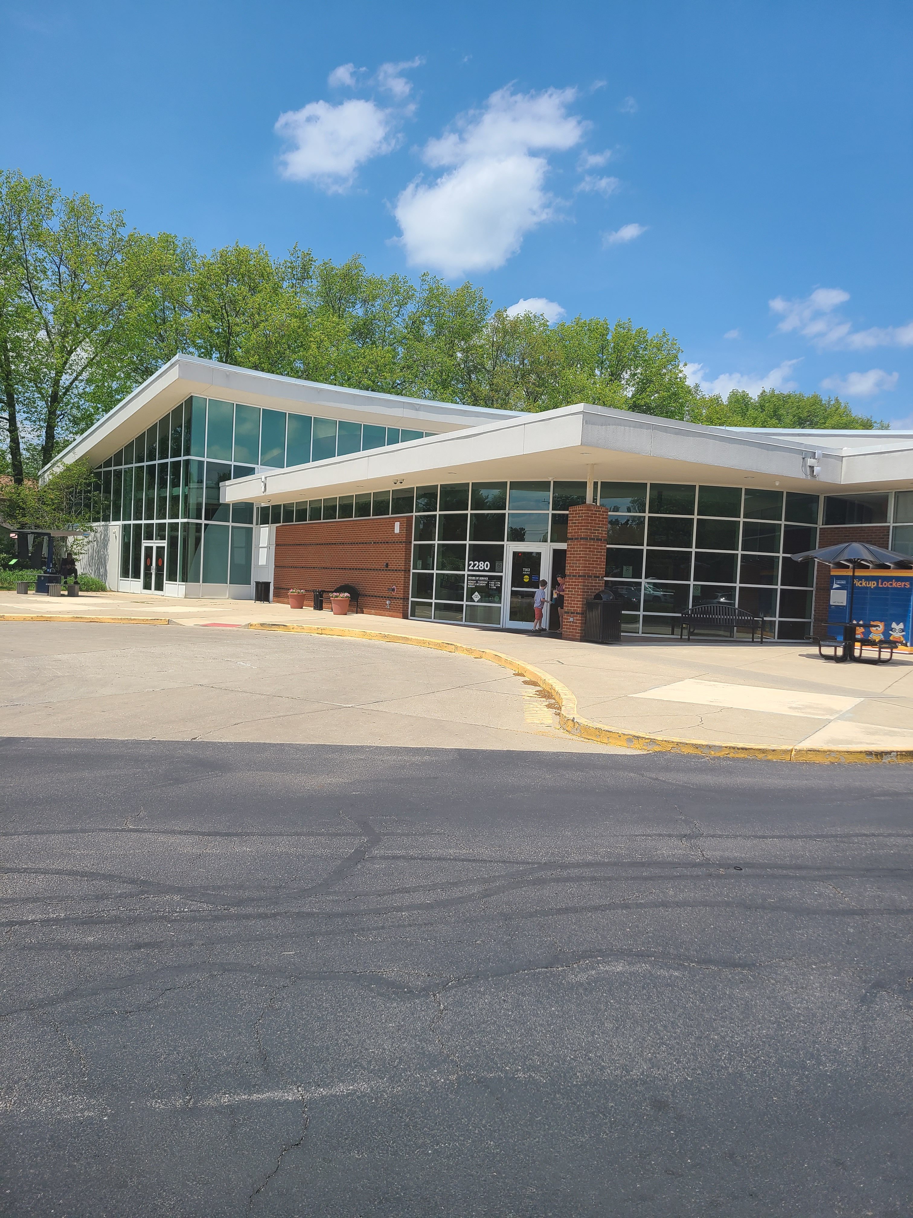 Gear,Gadgets & Kits: Worthington Library